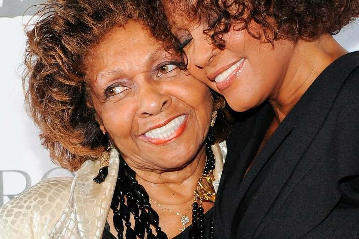 Cissy Houston e a filha, Whitney Houston