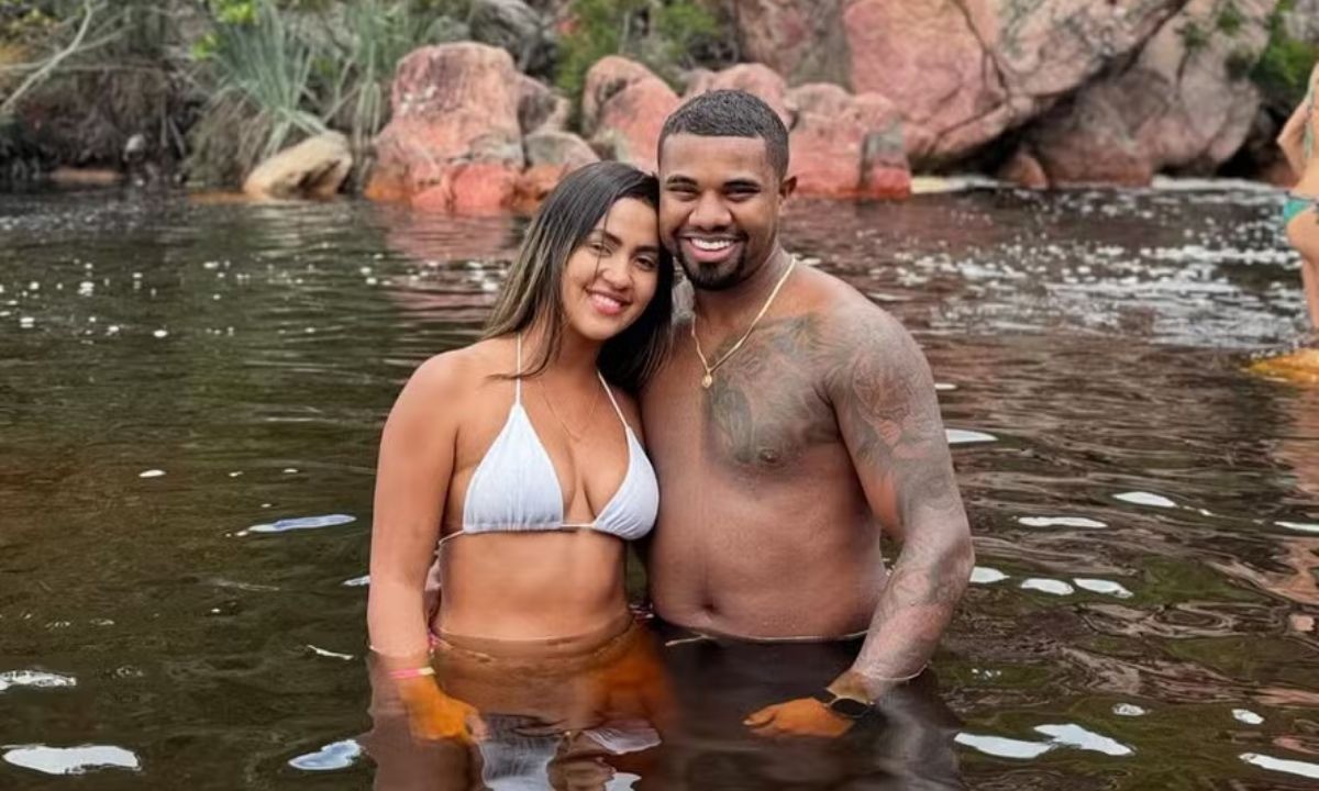 Davi Brito e Adriana Paula