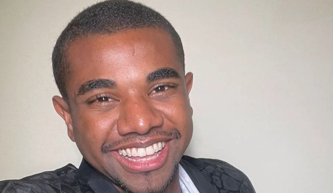 Davi Brito contou que fez uma procuração para sua irmã Raquel Brito ser sua representante legal no período em que esteve confinado