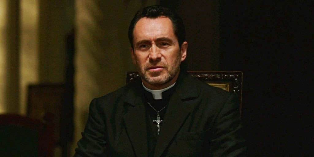 Demián Bichir em A Freira