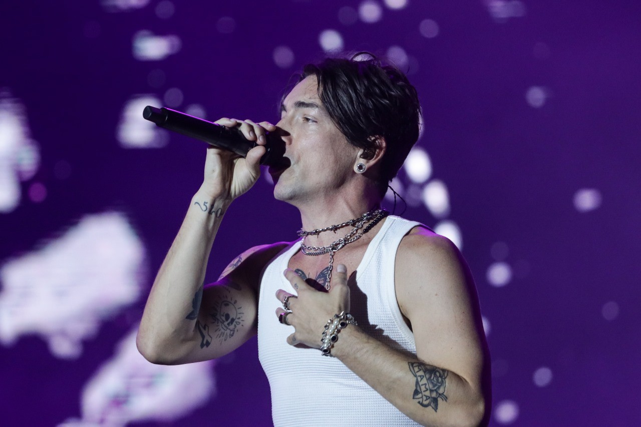 Di Ferrero, do NX Zero, durante show no segundo maior palco do Rock in Rio
