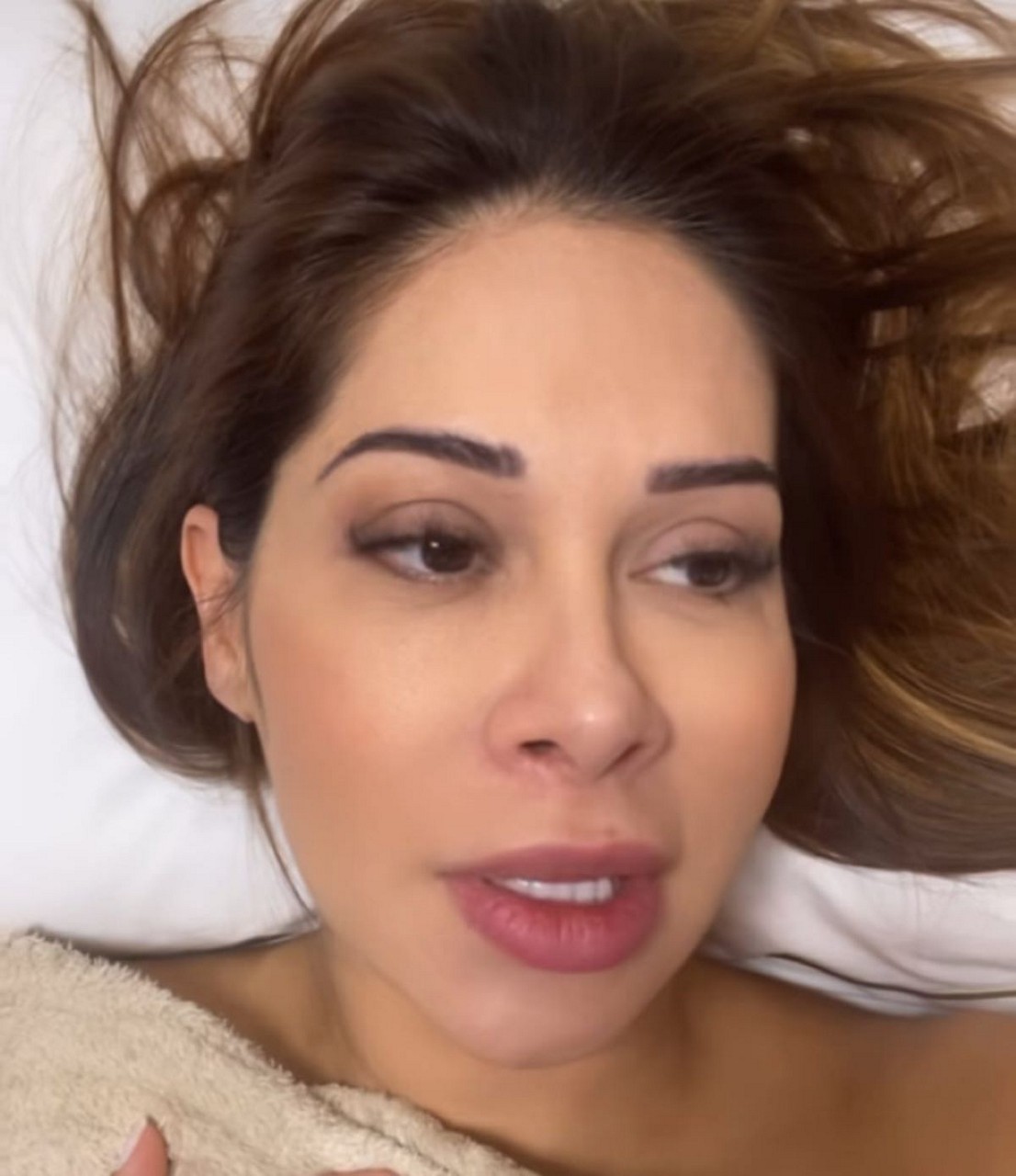 Maíra Cardi anuncia que Eloáh vai precisar de cuidados na UTI 