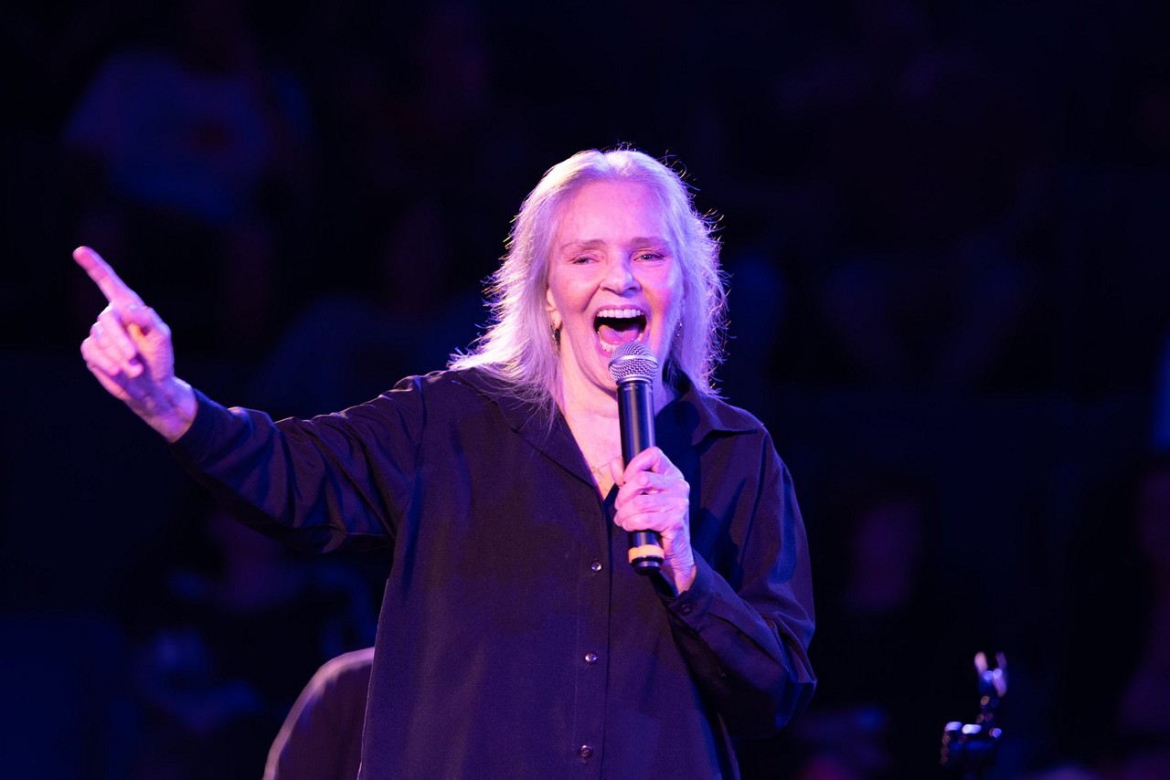 A cantora Angela Ro Ro está passando por um momento delicado na saúde