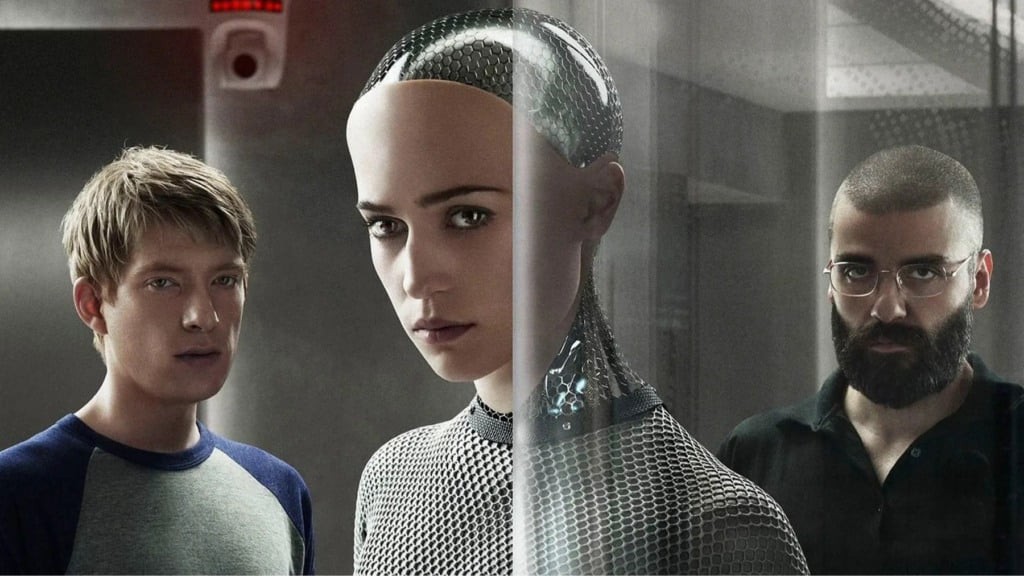 Ex Machina: Instinto Artificial
