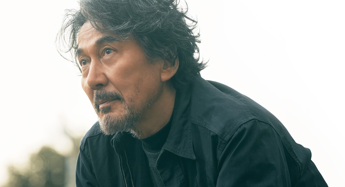 O ator japonês Koji Yakusho interpreta artesão que se envolve com a sua situação dos dekasseguis