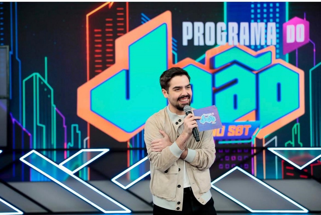 Filho de Faustão homenageia pai em programa 