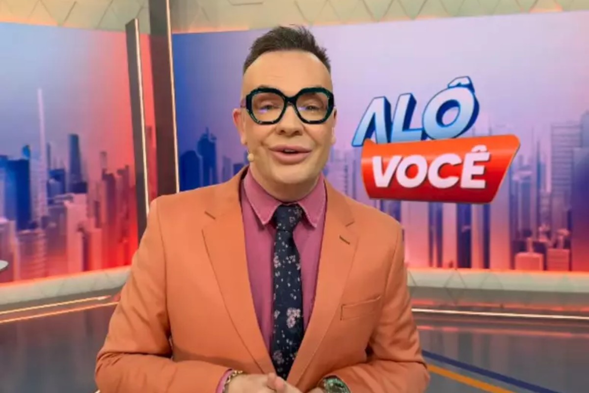 Saída do SBT foi de comum acordo entre jornalista e direção da emissora