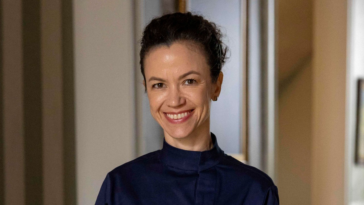Fernanda Botelho interpreta a personagem Marina, funcionária da mansão dos Roitman