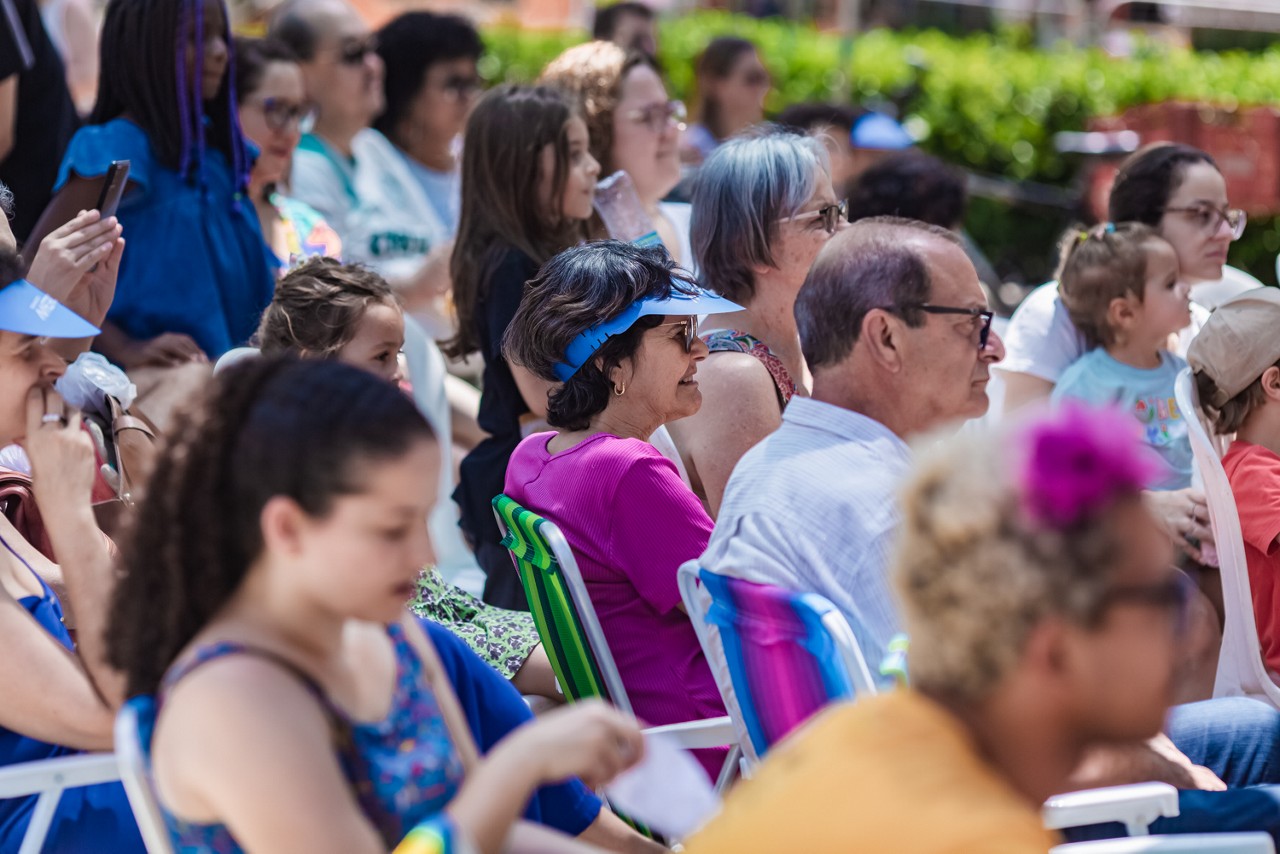 Público acompanha apresentações no Festival Sabiá