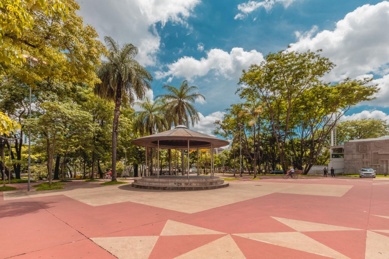 Localizada no Santo Agostinho, praça da Assembleia é um importante ponto de encontro e atividades culturais do bairro