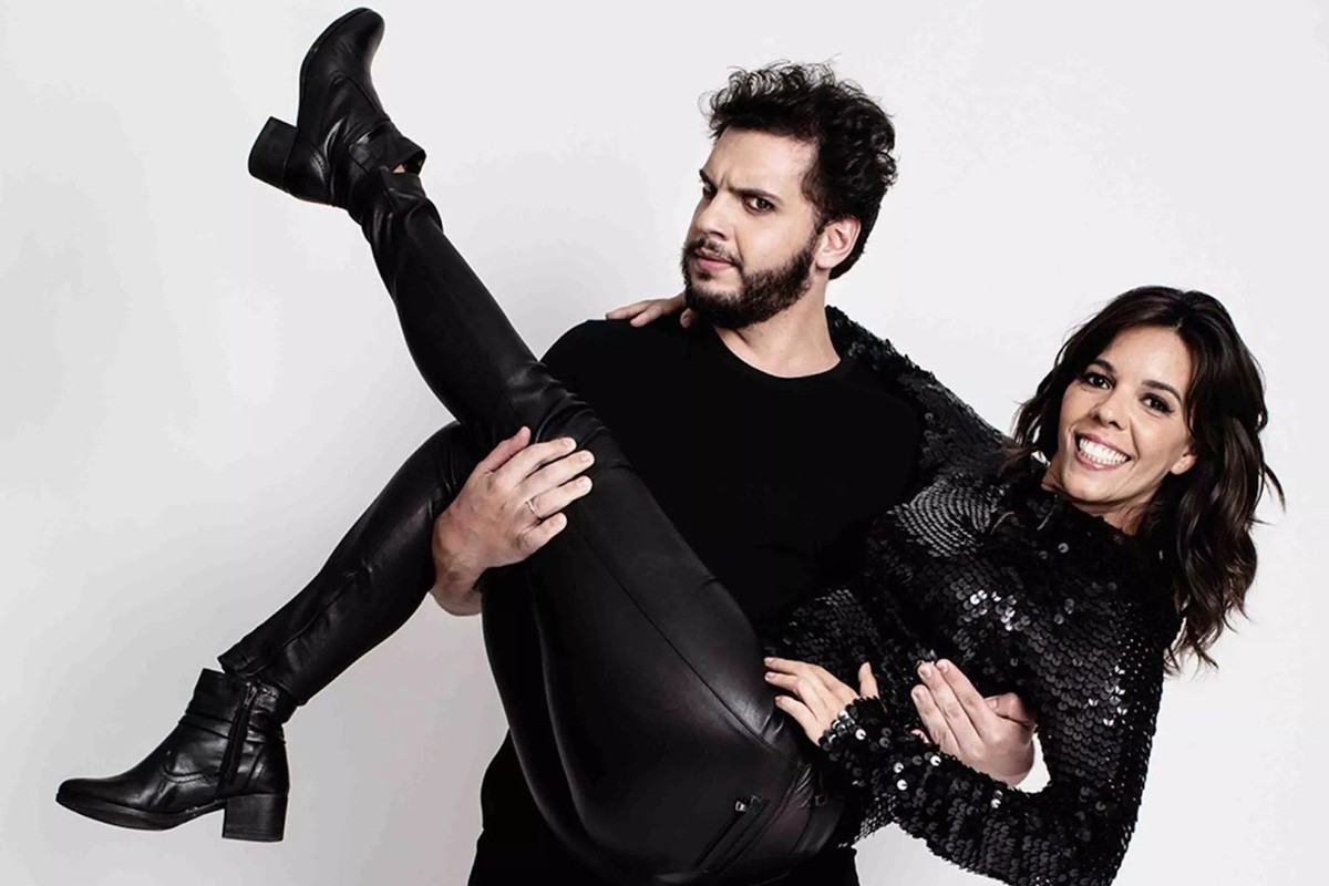 Os artistas Flávia Reis e Ricardo Cubba