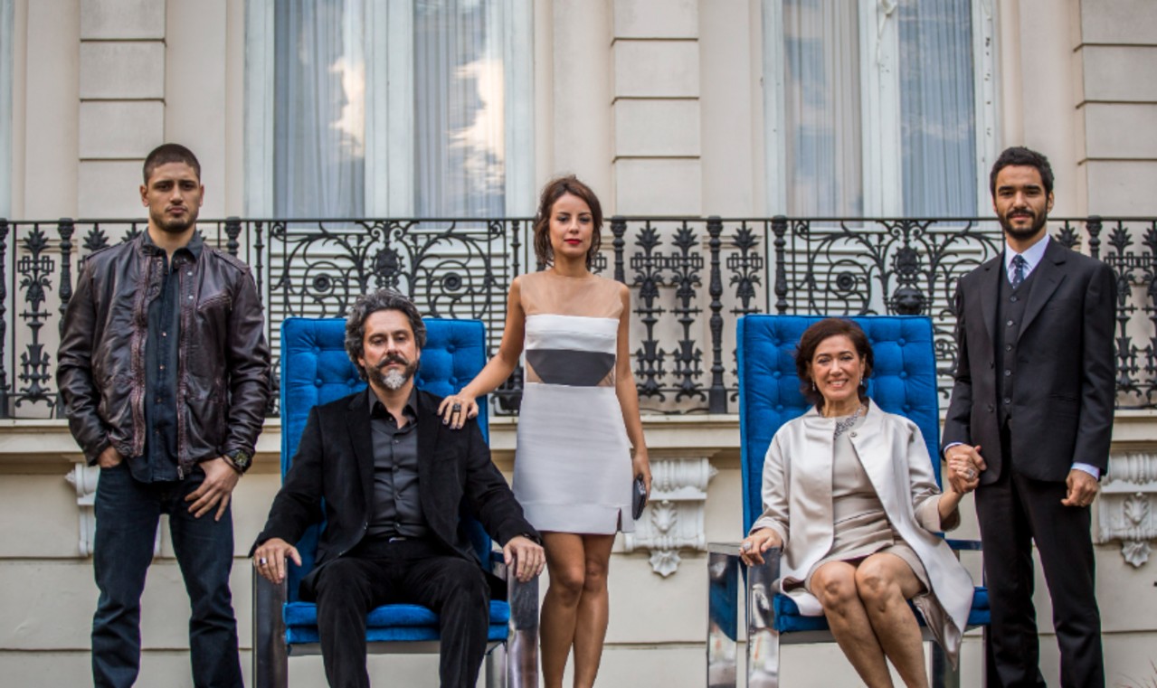 Império contava no elenco com Daniel Rocha, Alexandre Nero, Andreia Horta, Lilia Cabral e Caio Blat