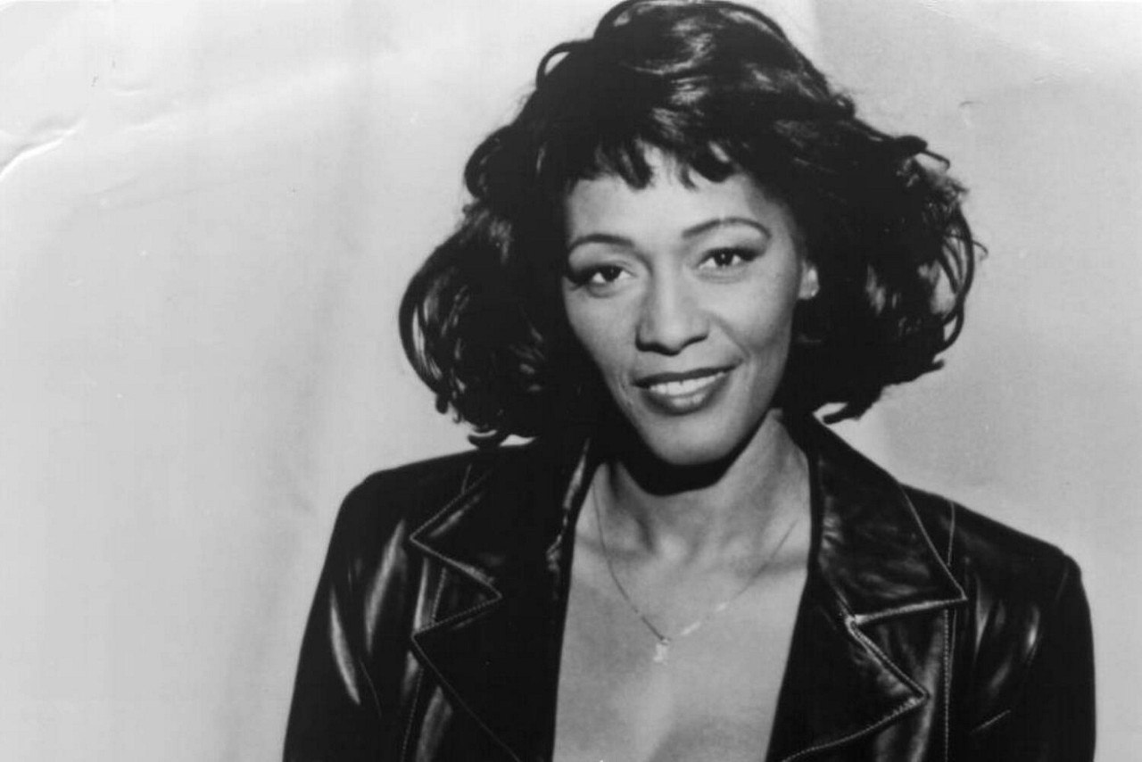 A cantora americana Gwen McCrae