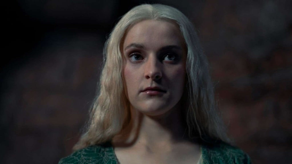 Helaena Targaryen em A Casa do Dragão