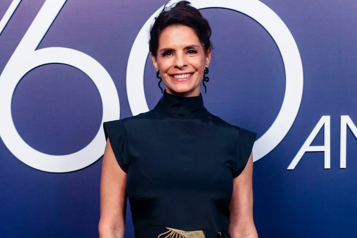 Helena Ranaldi na festa de 60 anos da Globo