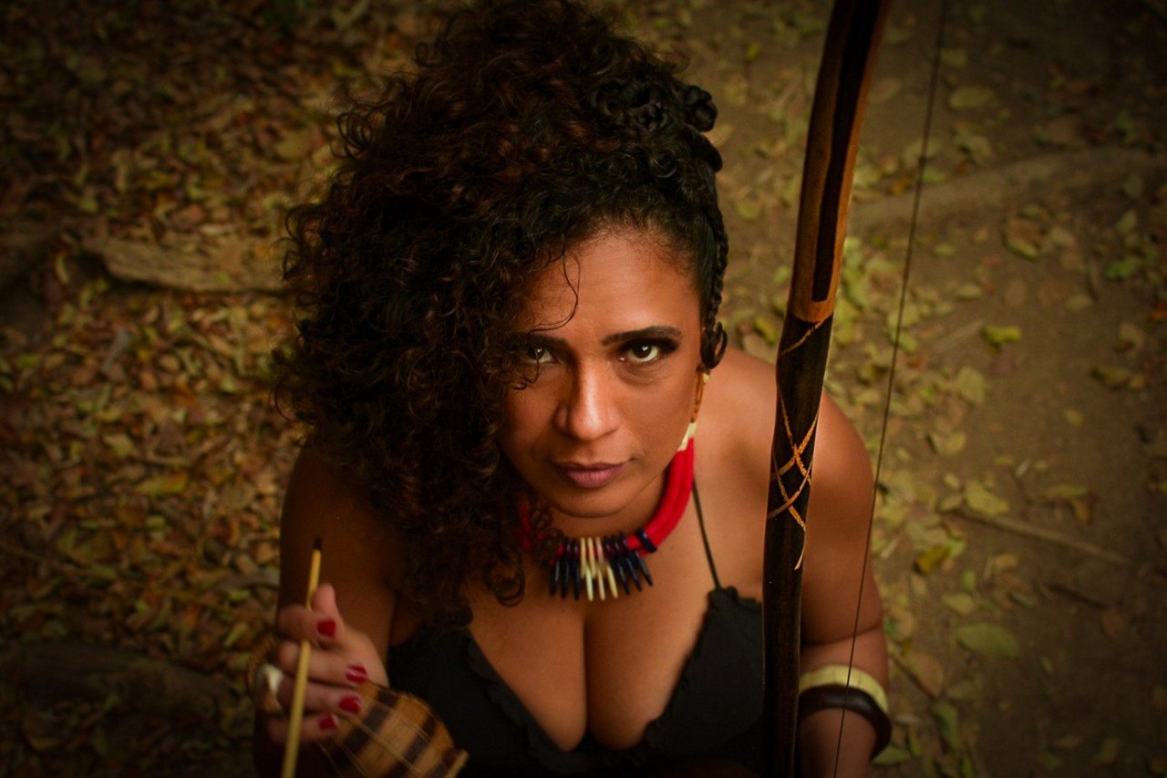 Iaiá Drumond lança disco com som de capoeira