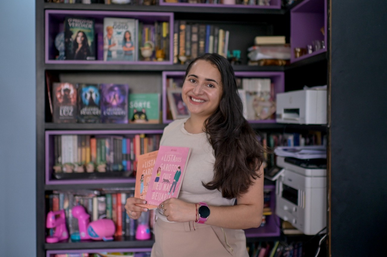Jéssica Macedo tem mais de 200 livros publicados