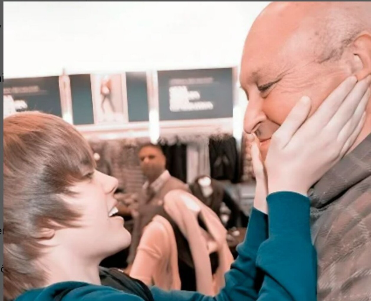 Postagem no Instagram do cantor mostra Justin Bieber e o avô materno, Bruce Dale