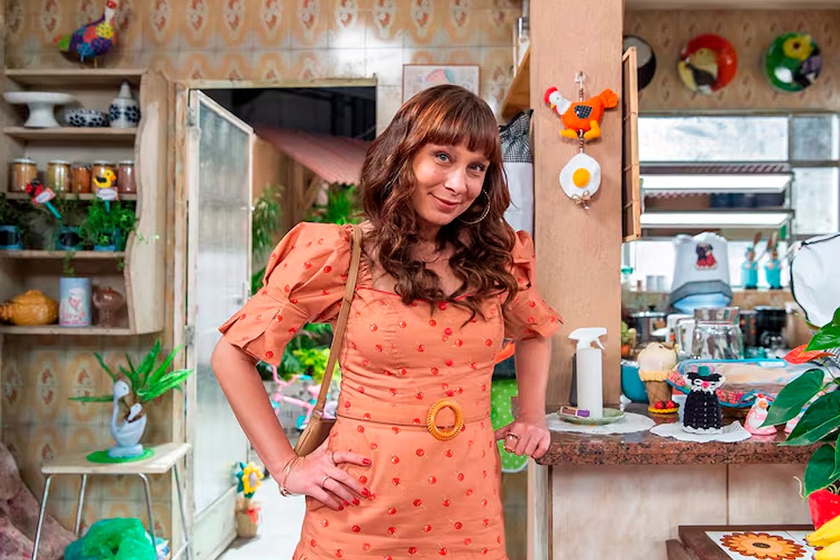 Katiuscia Canoro gravou participação no humorístico "Tô Nessa!"