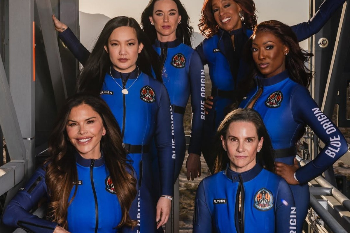 A cantora Katy Perry e as jornalistas Gayle King e Lauren Sanchez, que também é noiva do bilionário Jeff Bezos, dono da Amazon, são algumas das tripulantes.