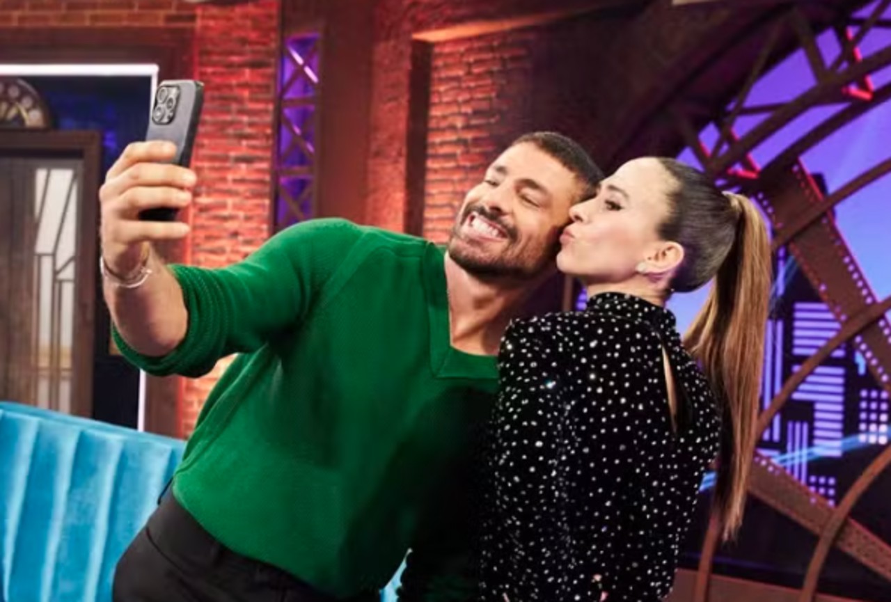 Cauã Reymond fez o anúncio no programa Lady Night, de Tatá Werneck