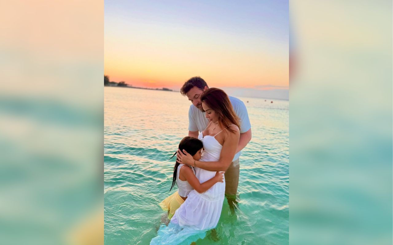 Maíra Cardi, a filha e Thiago Nigro nas Bahamas