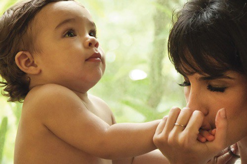 Maria Ribeiro e seu filho caçula, Bento
