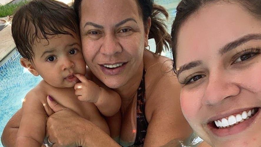 Ruth Moreira, Marília Mendonça e o pequeno Leo, filho da cantora