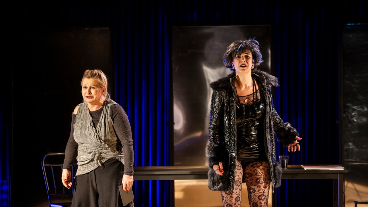 'Nebulosa de Baco' traz no elenco Rosana Stavis e Helena de Jorge Portela