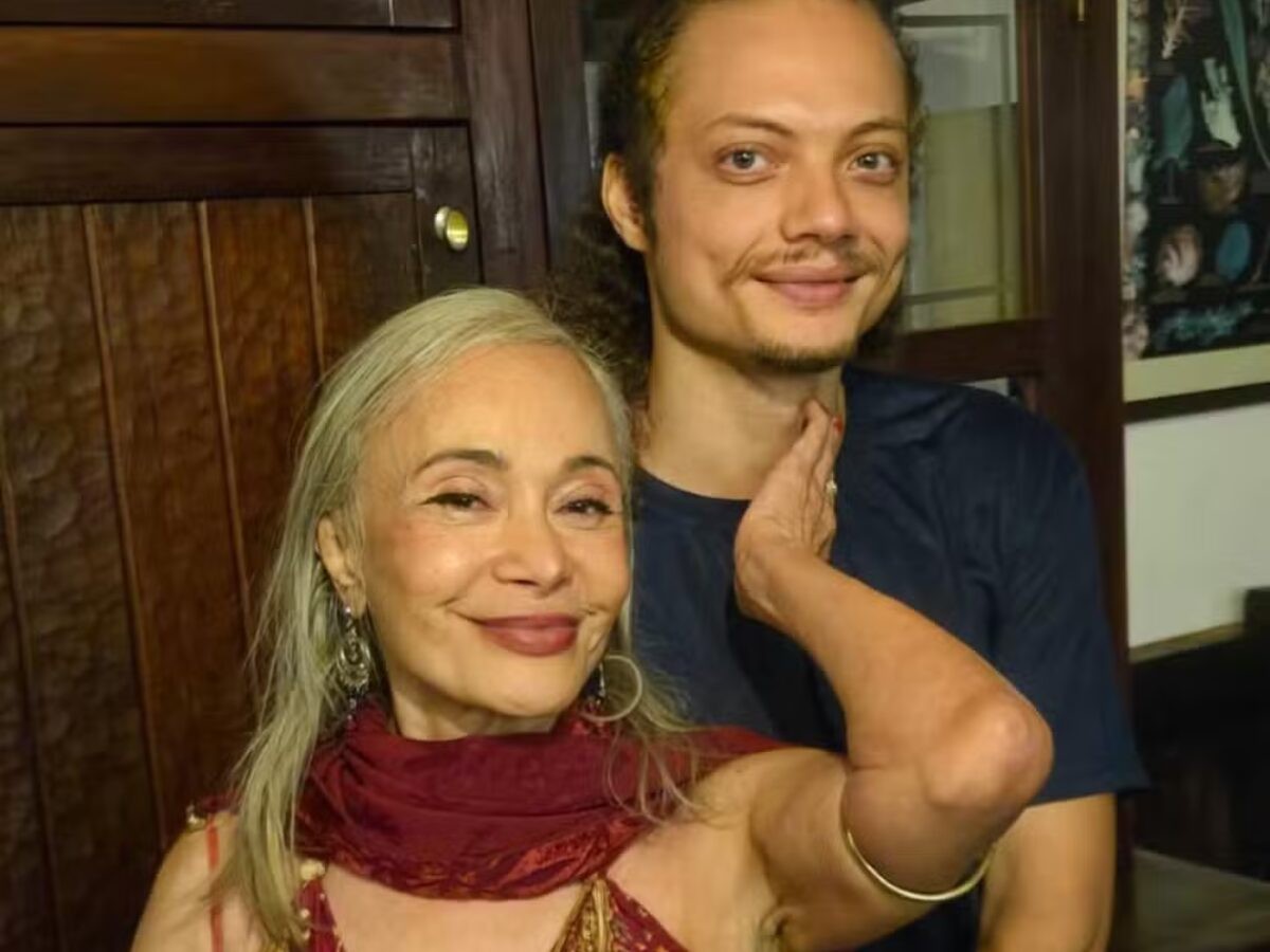 'Nem aí para o que  pensam', diz Tânia Alves sobre união com músico 49 anos mais novo