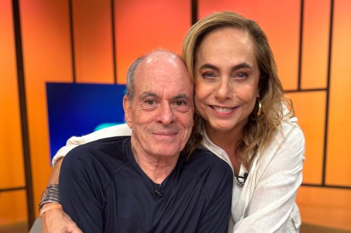 Ney Matogrosso e Cissa Guimarães no programa Sem Censura