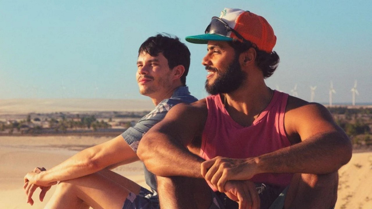 Vinicius Teixeira e Gabriel Fuentes protagonizam filme passado em Canoa Quebrada