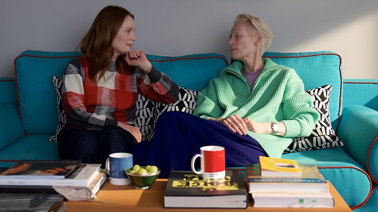 Em "O Quarto ao Lado", personagens de Tilda Swinton e Julianne Moore constoem uma amizade profunda