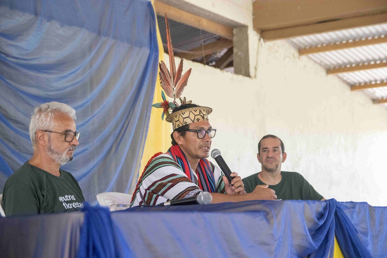 Seminário já ou pelo Acre com debates com Benki Ashaninka