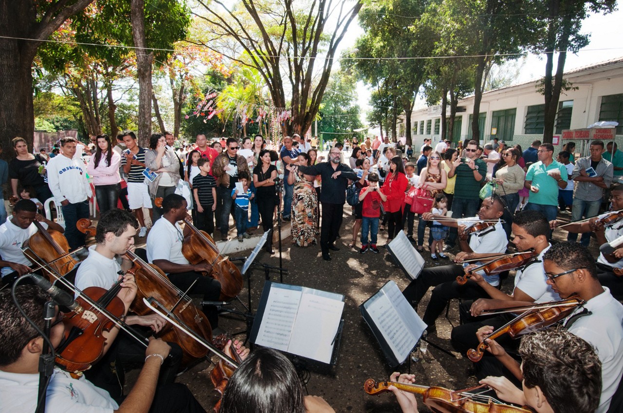 Orquestra Jovem leva clássicos de Mozart e Milton Nascimento ao público
