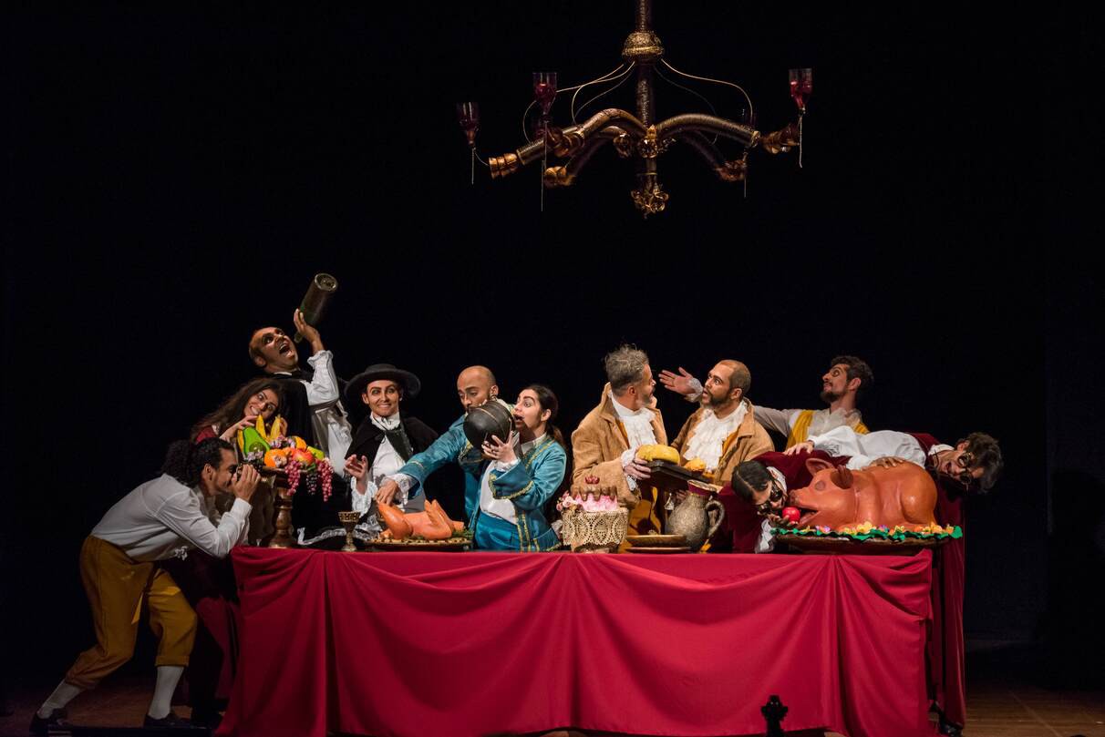 Cena da ópera 'Governador da Ilha dos Lagartos' da Orquestra Ouro Preto
