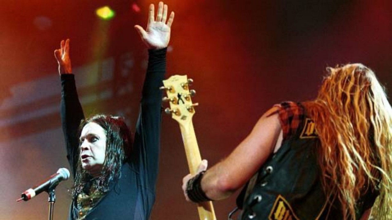 Ozzy e o guitarrista Zakk Wylde em show do Ozzfest de 2002, na Holanda