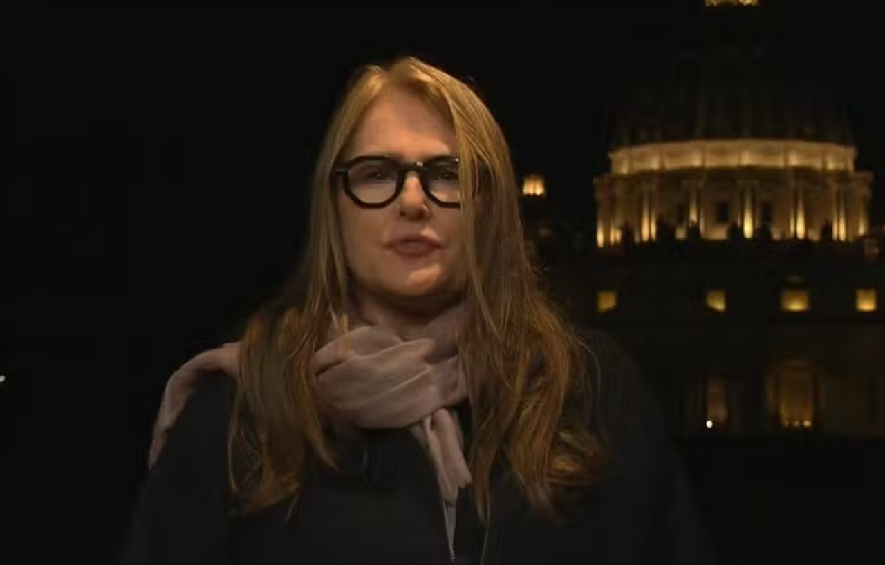 Ilze Scamparini aparece  no 'Jornal Nacional' na cobertura da morte do Papa Francisco