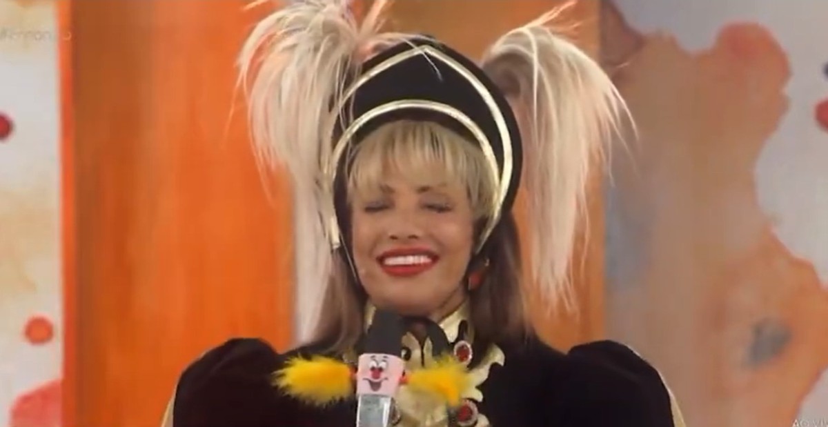 Patrícia Poeta vestida de Xuxa no 'Encontro'