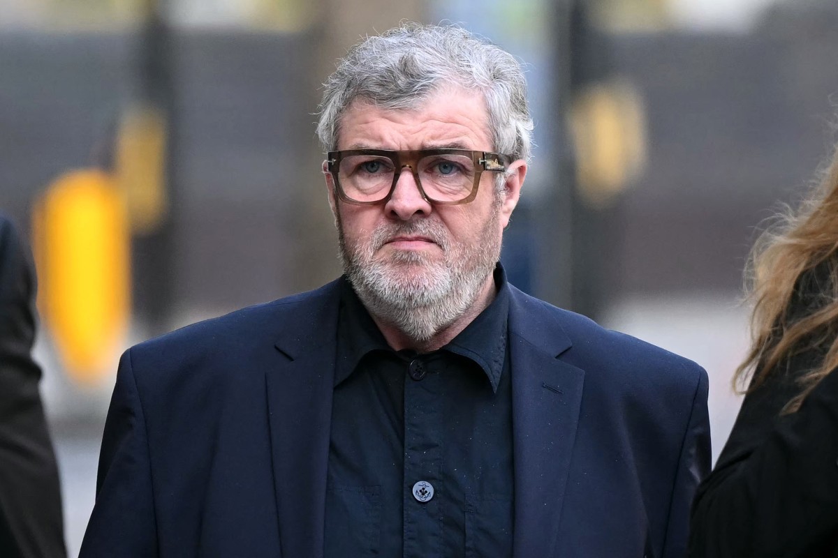 Paul Gallagher é irmão mais velho de Liam e Noel, astros do Oasis
