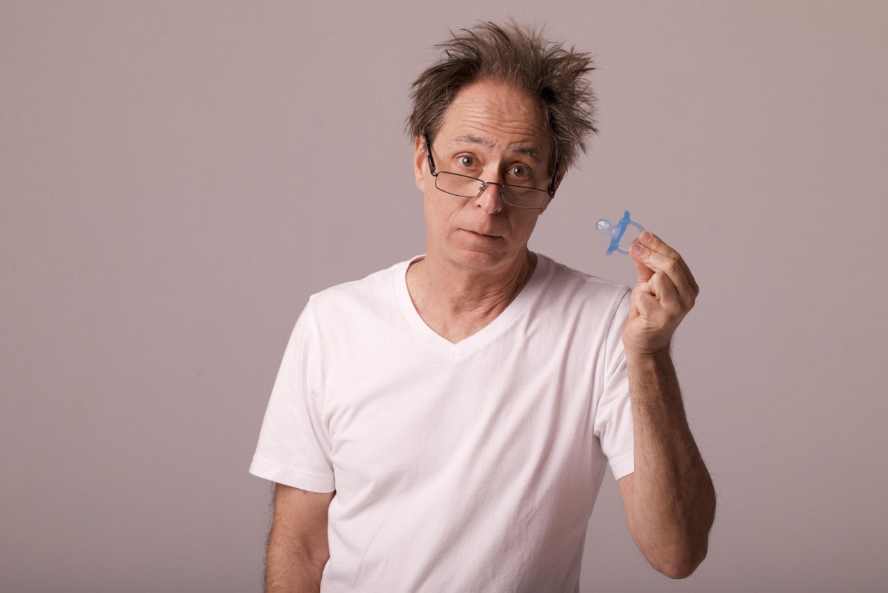 Pedro Cardoso segue atuante no teatro com a montagem da comédia “O Recém-Nascido”