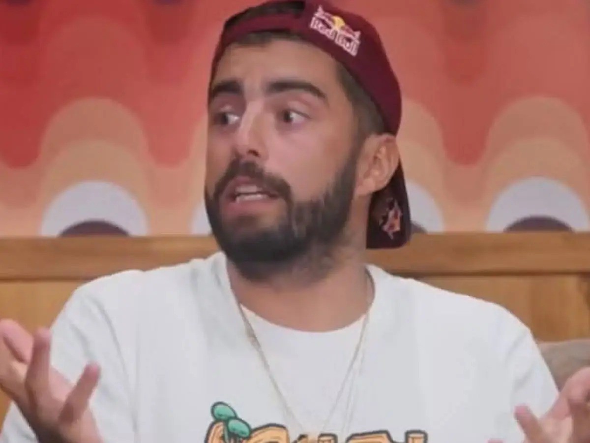 O surfista Pedro Scooby foi entrevistado no programa 'Surubaum', de Giovanna Ewbank e Bruno Gagliasso