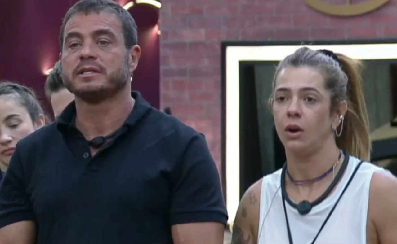 O casal Adriana e Dhomini  está na edição 2025 do Power Couple