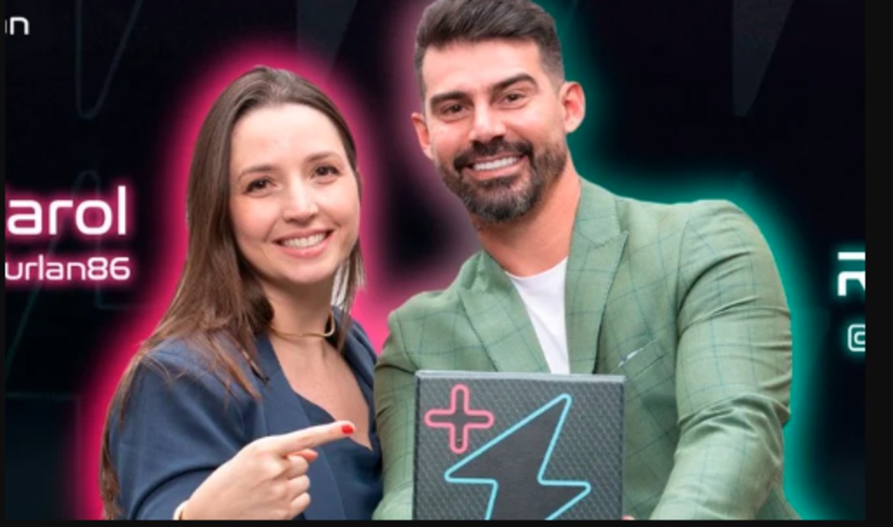 A judoca Carol e o ex-jogador de futebol Radamés foram os grandes campeões da sétima edição do Power Couple Brasil com 54,24% dos votos. 