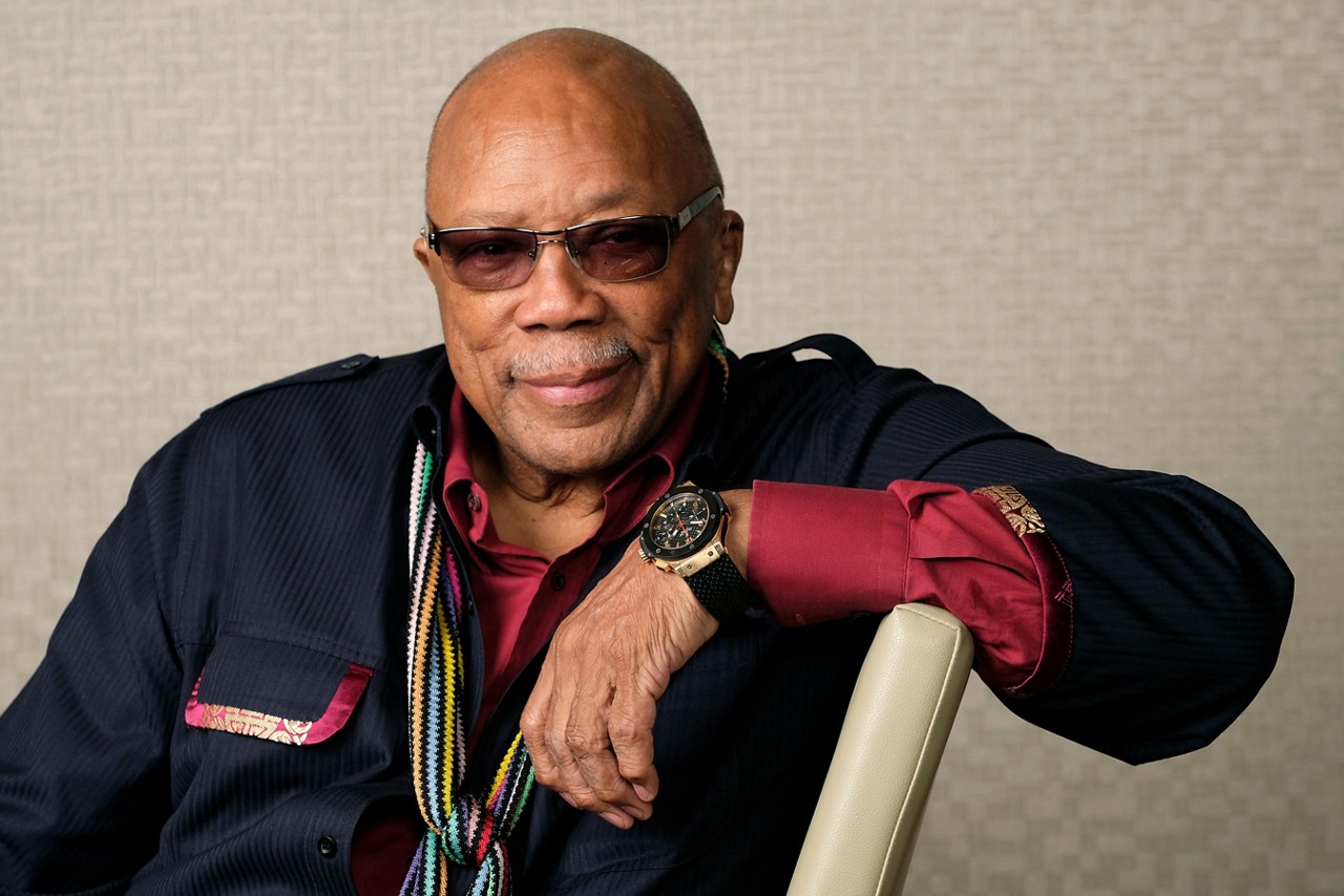 Morre o lendário produtor musical Quincy Jones, aos 91 anos
