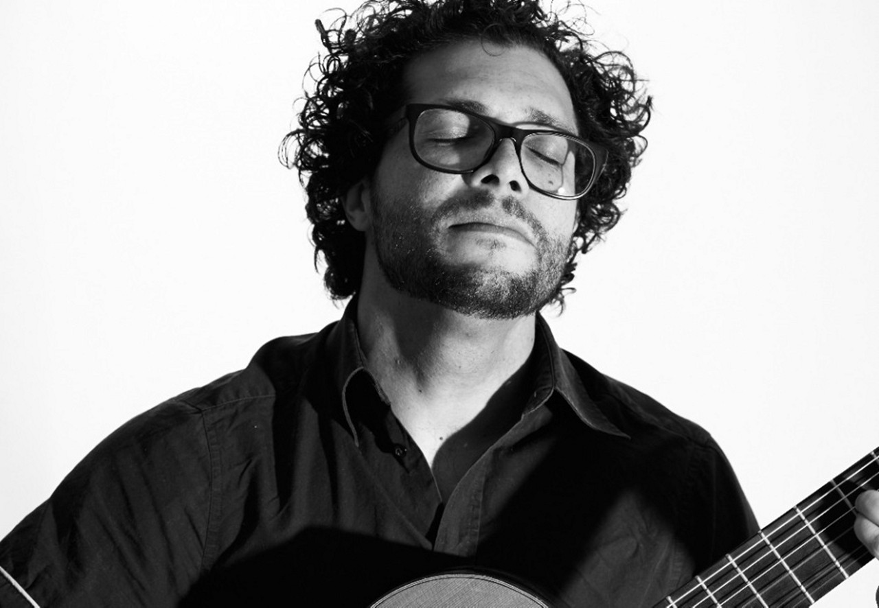Cantautor Rafael Calaça faz show de lançamento do álbum 'Jardim Bucólico' em BH 