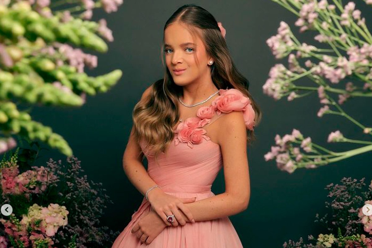 Rafaella Justus posa em sua festa de 15 anos 