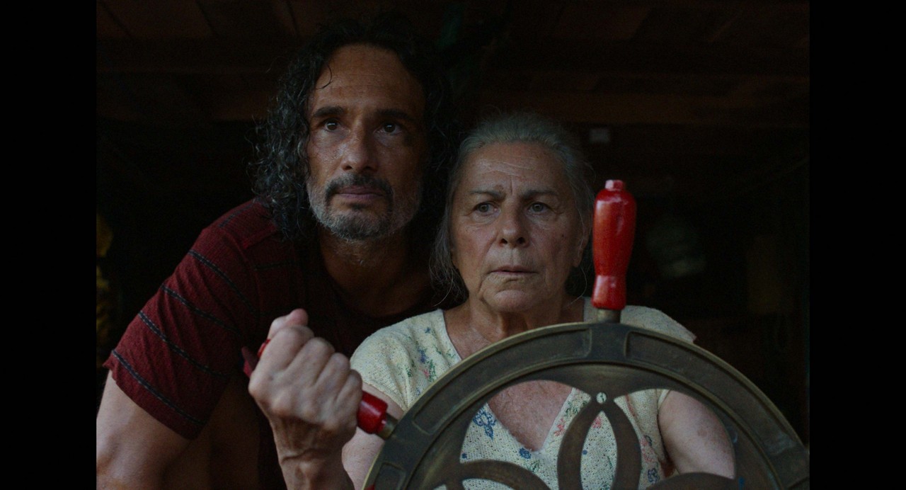 Rodrigo Santoro e Denise Weinberg protagonizam longa que trata da velhice