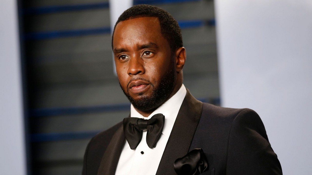 Preso sob acusações de tráfico sexual, abuso sexual e agressão, Diddy, está completando 55 anos nesta segunda (4) e vive um dos piores momentos de sua vida