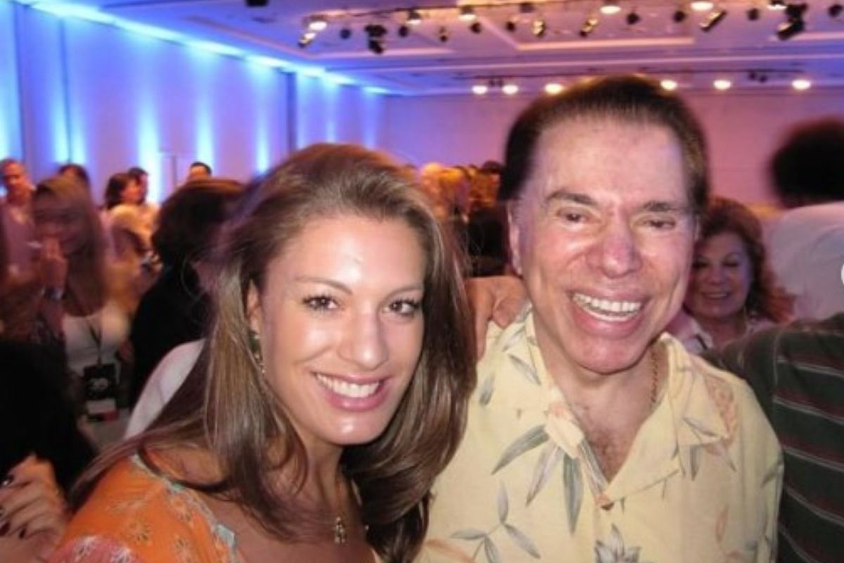 Elaine Mickely conta sobre despedida de cerimônia de Silvio Santos 
